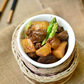 沙茶牛肉煲