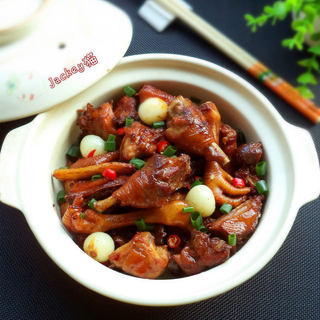 特色香鸡煲