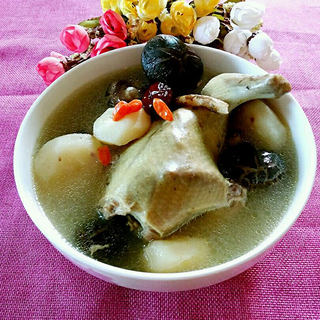 党参枸杞鸽子汤