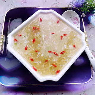 金钩绿玉芙蓉羹