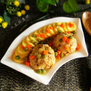 清蒸豆腐狮子头