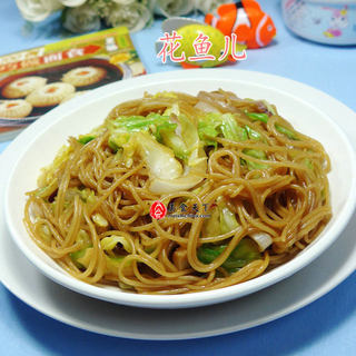 洋葱圆白菜炒米线