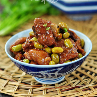 排骨毛豆炖面筋