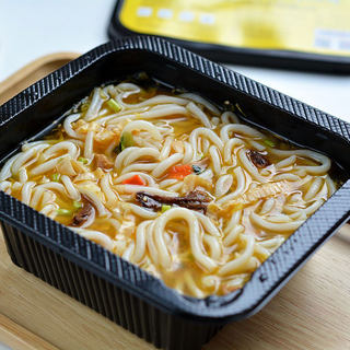 牛肝菌鸡汤米线
