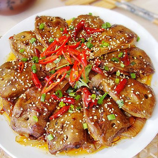 鸿运当头：干锅鸭头