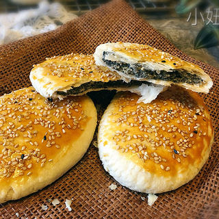 老北京黑芝麻椒盐牛舌饼