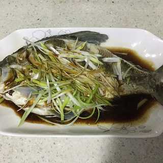 清蒸武昌鱼