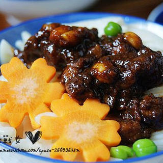 【炸酱面，花样做】：香辣牛肉炸酱面