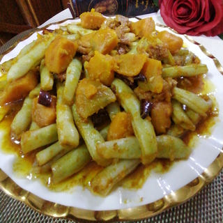 五花肉炖南瓜芸豆