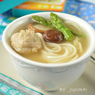 香菇鸡汤面