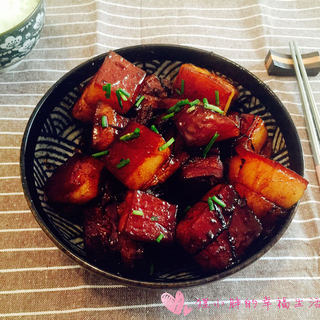 红烧元宝肉