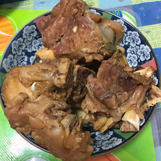 酱棒骨