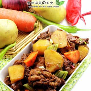 土豆炖鸡块
