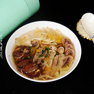焖一杯东北杀猪菜