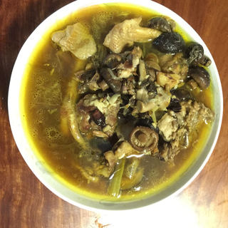 小鸡炖蘑菇