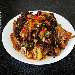 小鸡炖蘑菇