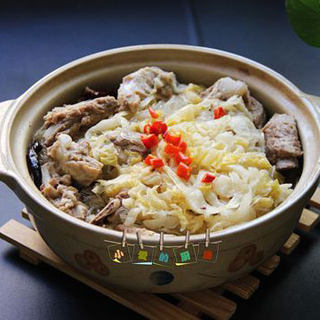 酸菜炖排骨