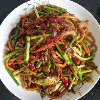 不正宗但好吃的新疆辣炒米粉