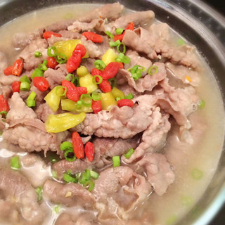 泡椒酸汤肥牛