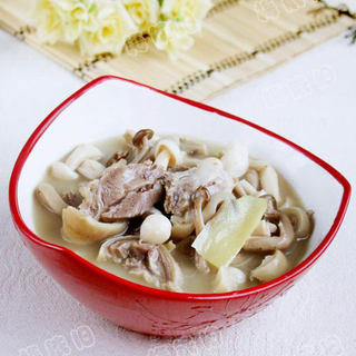 双菇羊肉煲