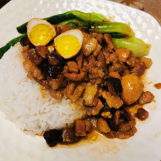 台式卤肉饭