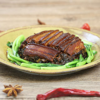 梅菜扣肉，不爱吃肥肉的人都不忍心拒绝