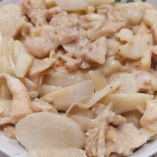 鸡胸肉炒茭白