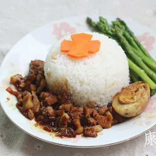 台式卤肉饭