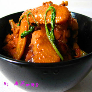主妇独家秘制台湾经典美味--台式三杯鸡