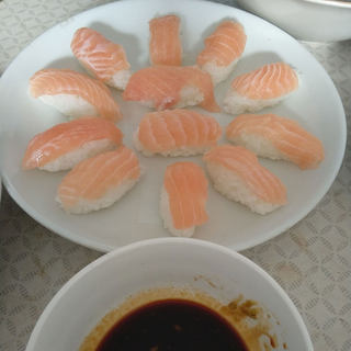 三文鱼寿司