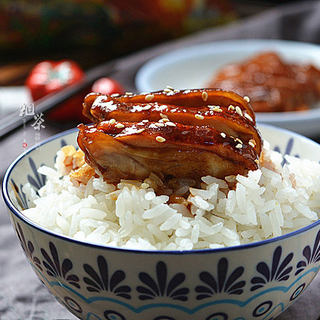照烧鸡腿饭