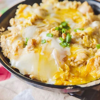 亲子饭（日名：親子丼）