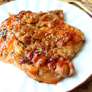 只需要几分钟，在家轻松搞定多汁美味的照烧鸡！