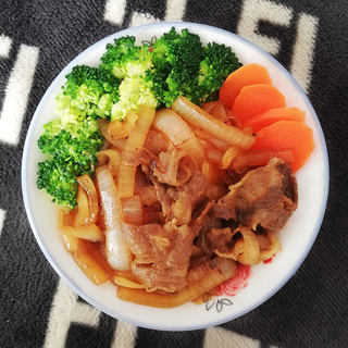 日式肥牛饭
