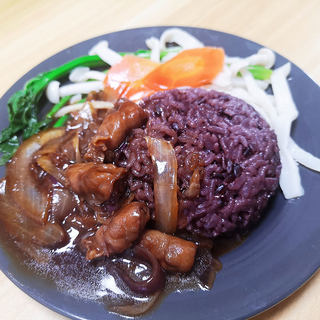 日式紫米肥牛饭