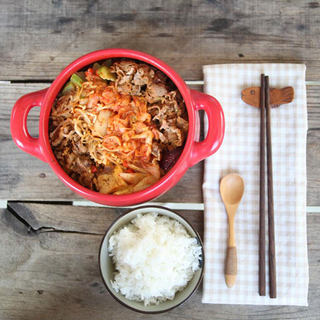 韩式泡菜牛肉锅