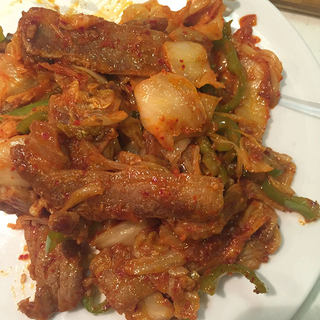 辣白菜炒五花肉
