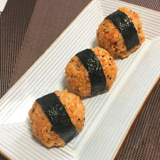 辣白菜芝士饭团