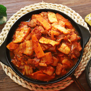 韩式辣白菜炒五花肉