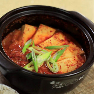 韩式辣白菜豆腐汤