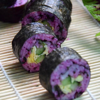 红粉紫菜卷