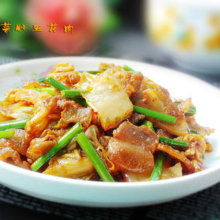 辣白菜炒五花肉--超级下饭菜