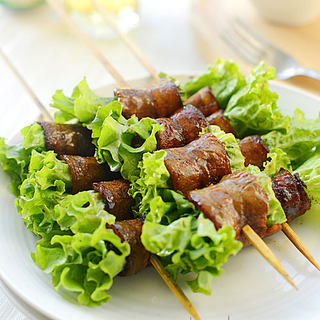 生菜配香烤五花肉