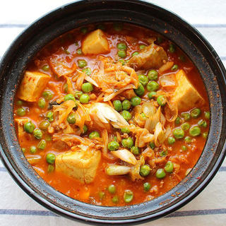 韩式辣白菜豆腐锅——严寒冬日“色诱”你的胃