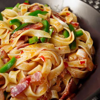 蒜辣烟肉意面