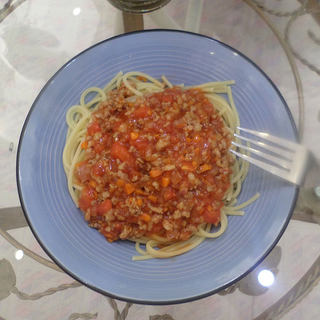 一个人的满足——家常版番茄肉酱意面