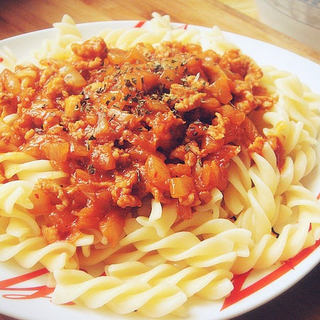 泡菜肉酱意粉