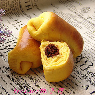 南瓜红豆馅餐包