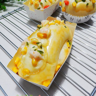 虾仁玉米面包