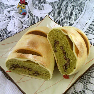 抹茶红豆面包